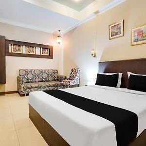 Super Townhouse Mansarovar Near Metro Station Formerly Dev Villas